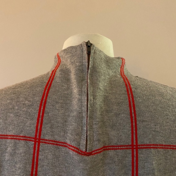 Women's Tahari Gray and Red Striped Sweater - Picture 5 of 12